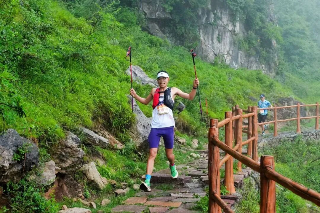 2026全国登山挑战赛（陵川站）成功举办 各地选手逐鹿太行云顶